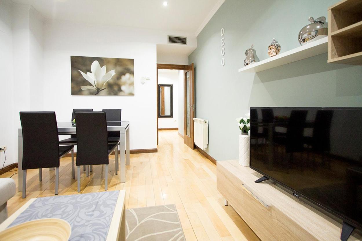 Apartamentos Adelfas Мадрид Екстериор снимка