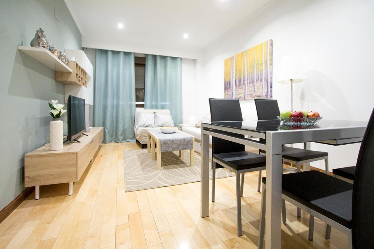 Apartamentos Adelfas Мадрид Екстериор снимка