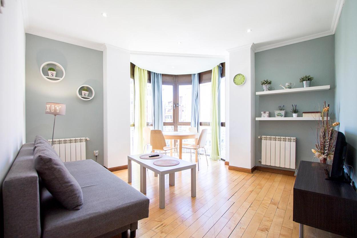 Apartamentos Adelfas Мадрид Екстериор снимка