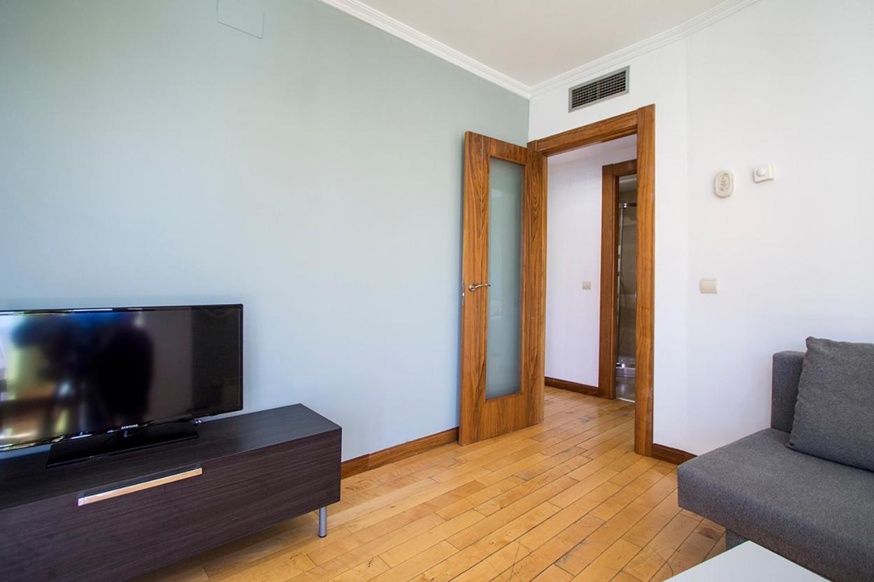 Apartamentos Adelfas Мадрид Екстериор снимка