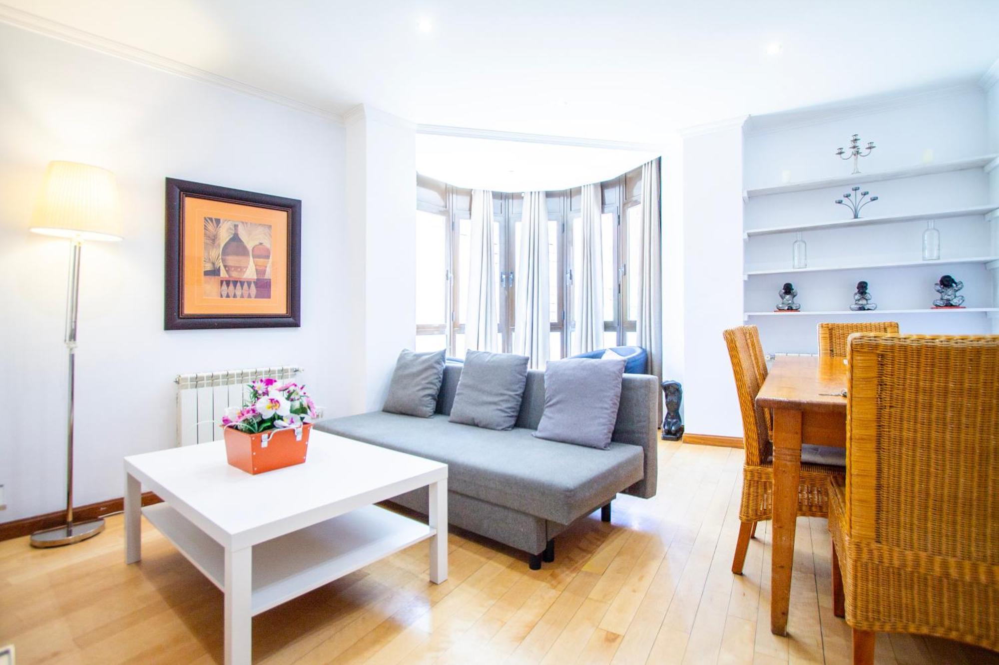 Apartamentos Adelfas Мадрид Екстериор снимка