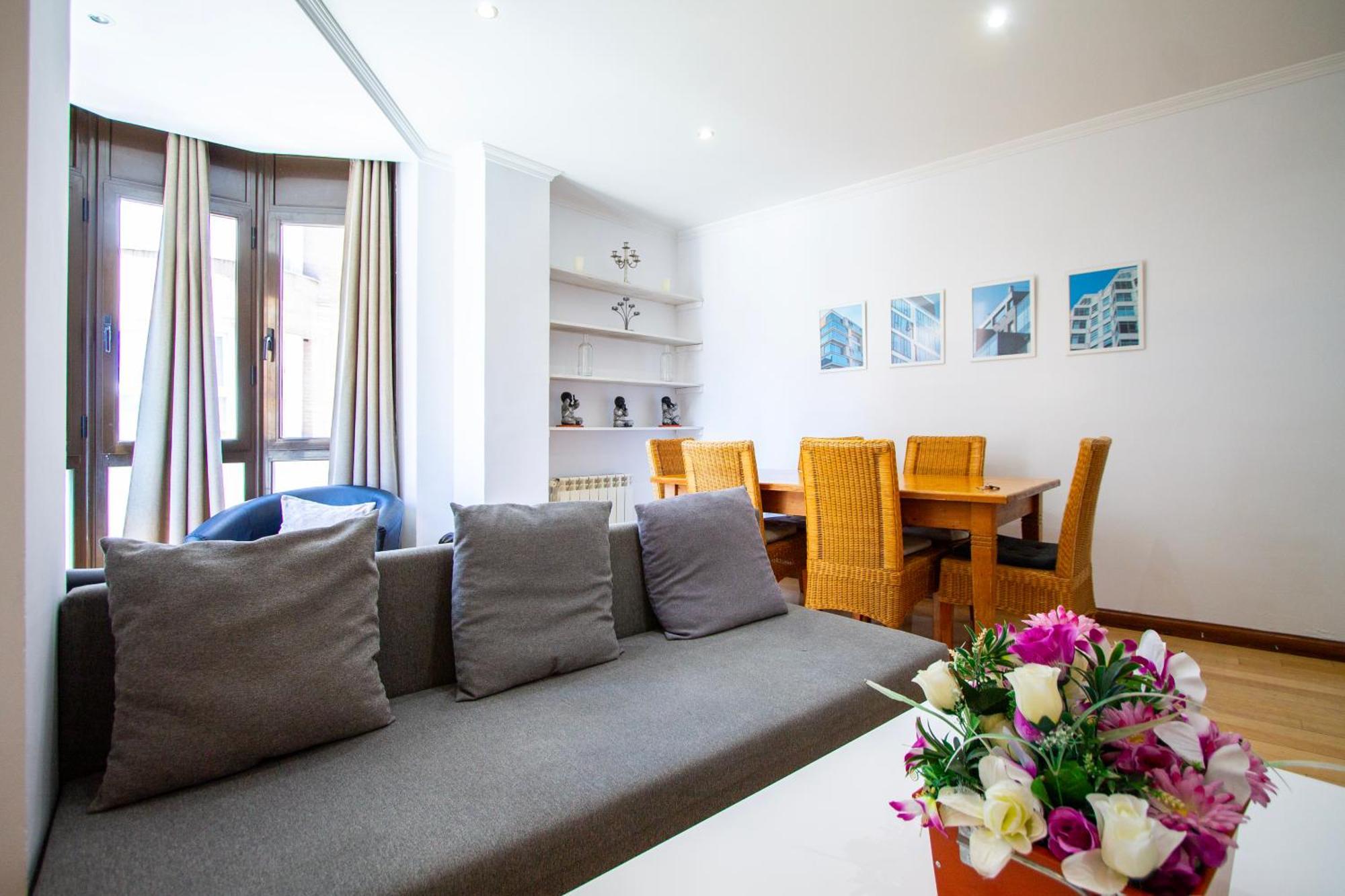 Apartamentos Adelfas Мадрид Екстериор снимка