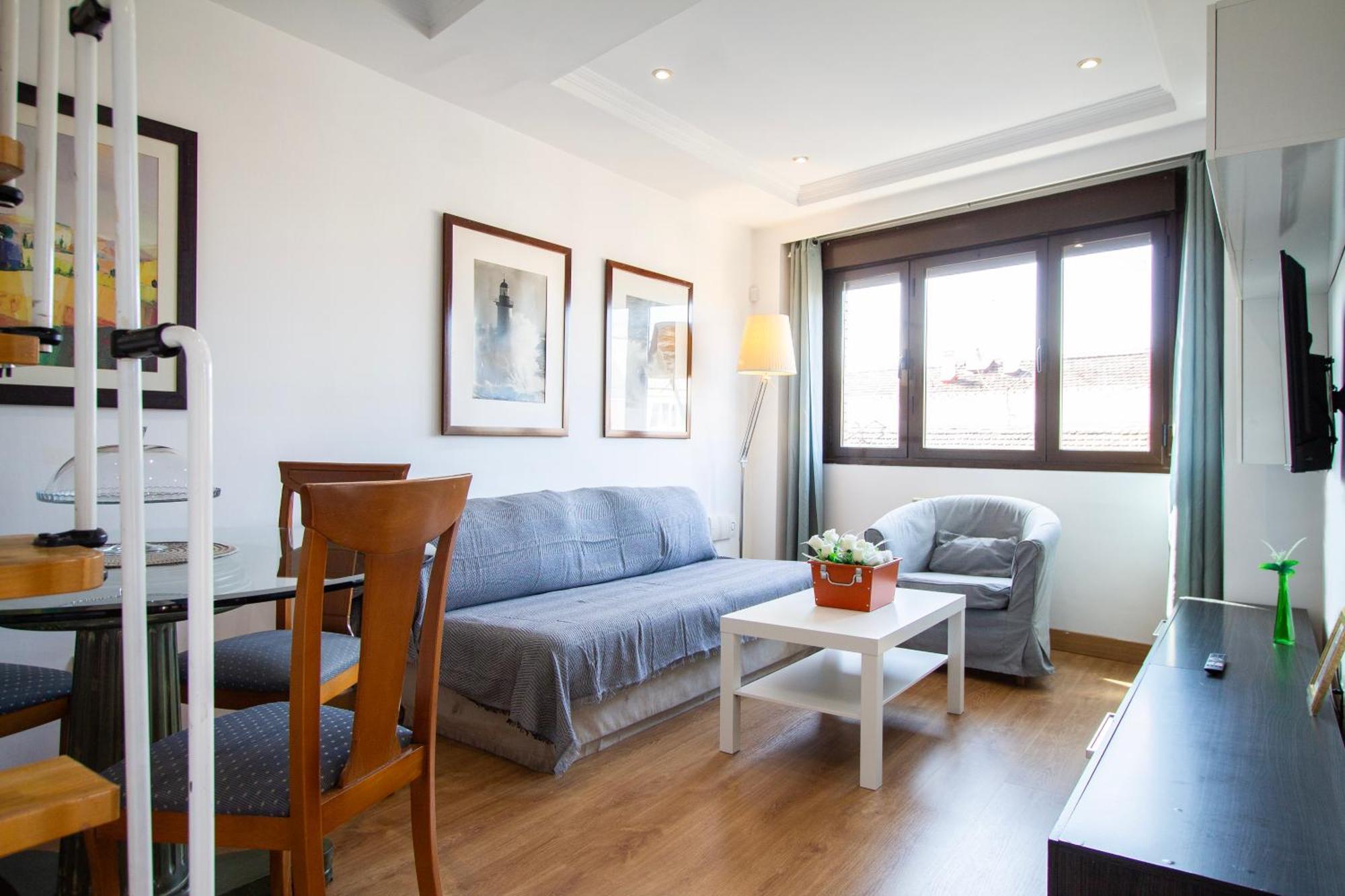 Apartamentos Adelfas Мадрид Екстериор снимка