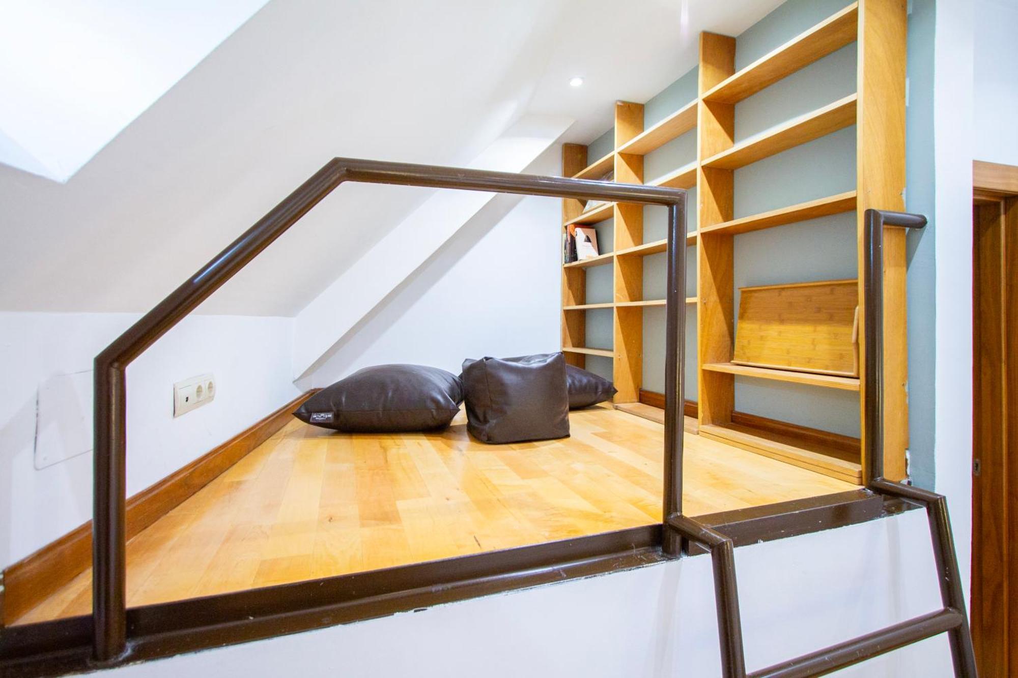 Apartamentos Adelfas Мадрид Екстериор снимка