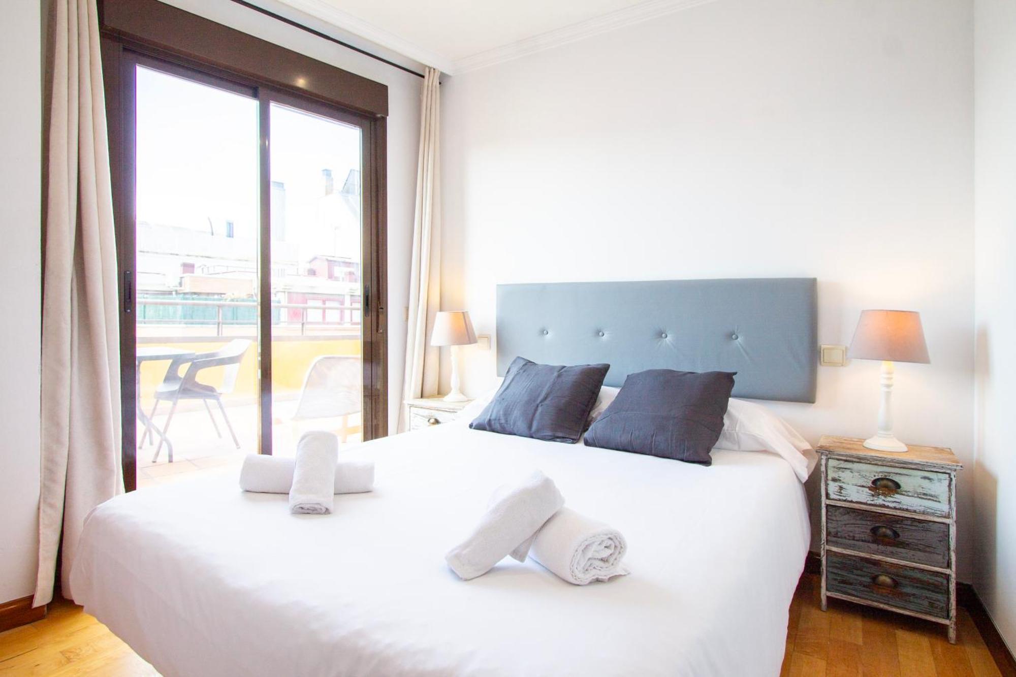 Apartamentos Adelfas Мадрид Екстериор снимка
