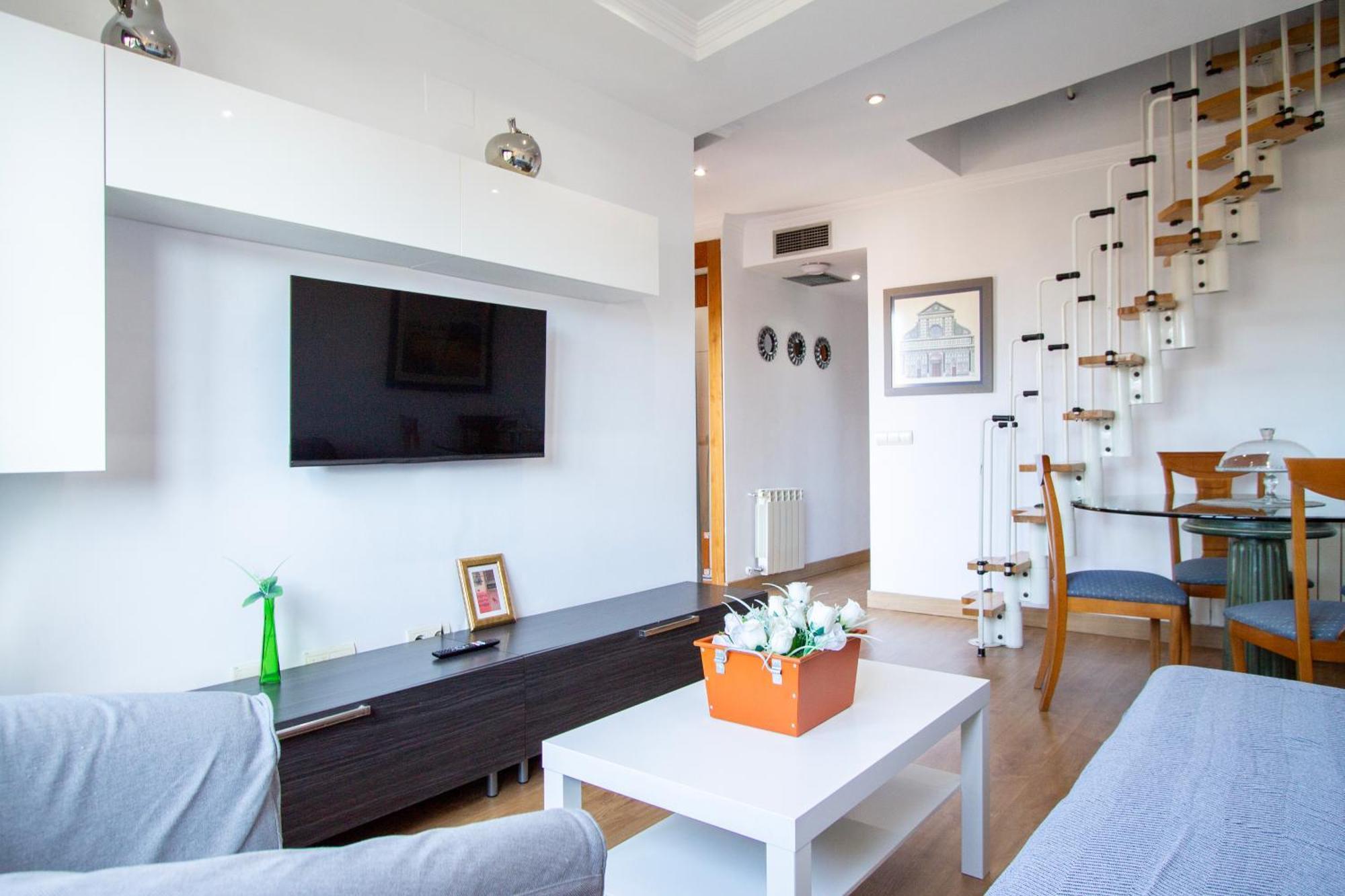Apartamentos Adelfas Мадрид Екстериор снимка