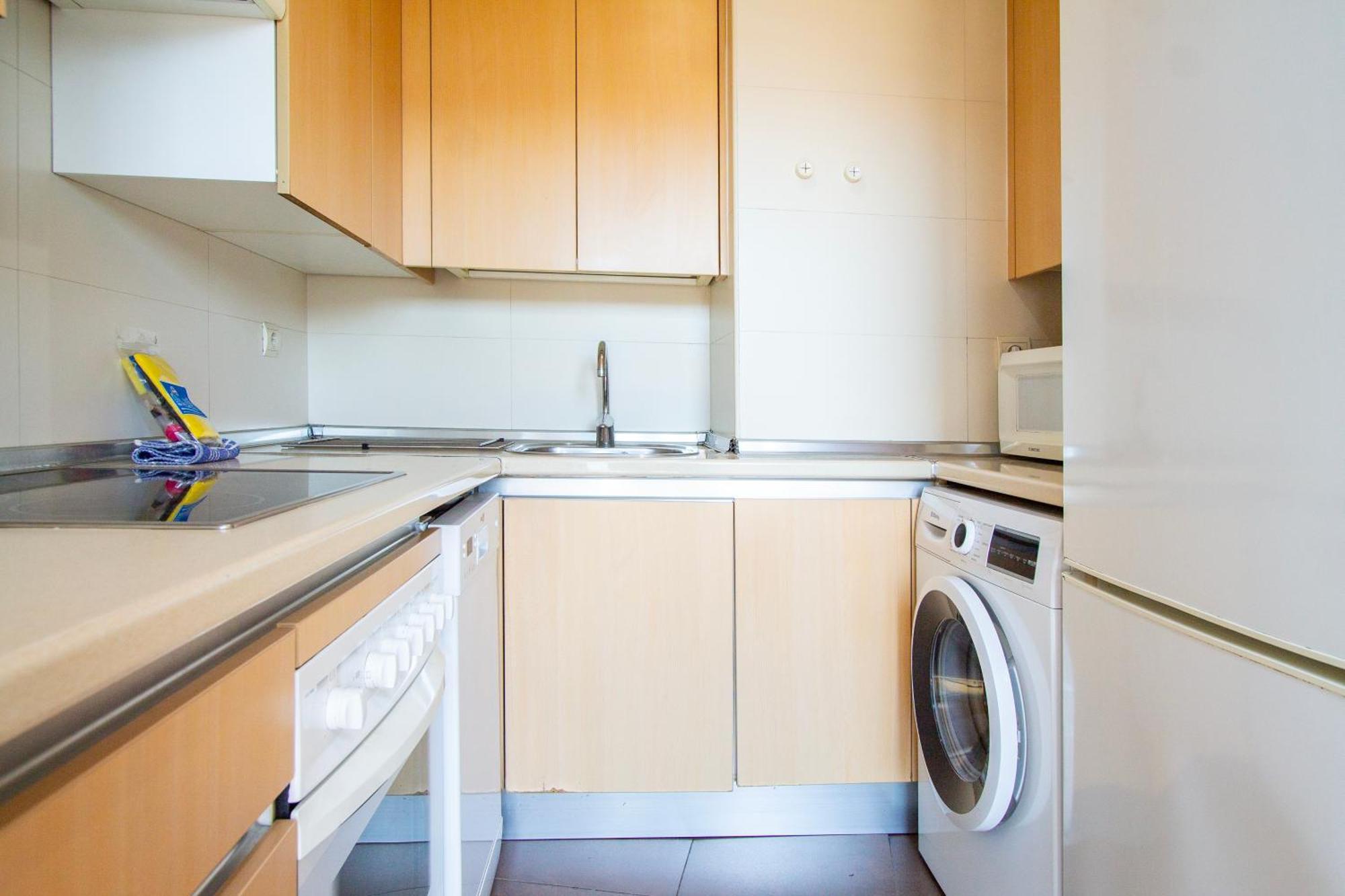 Apartamentos Adelfas Мадрид Екстериор снимка