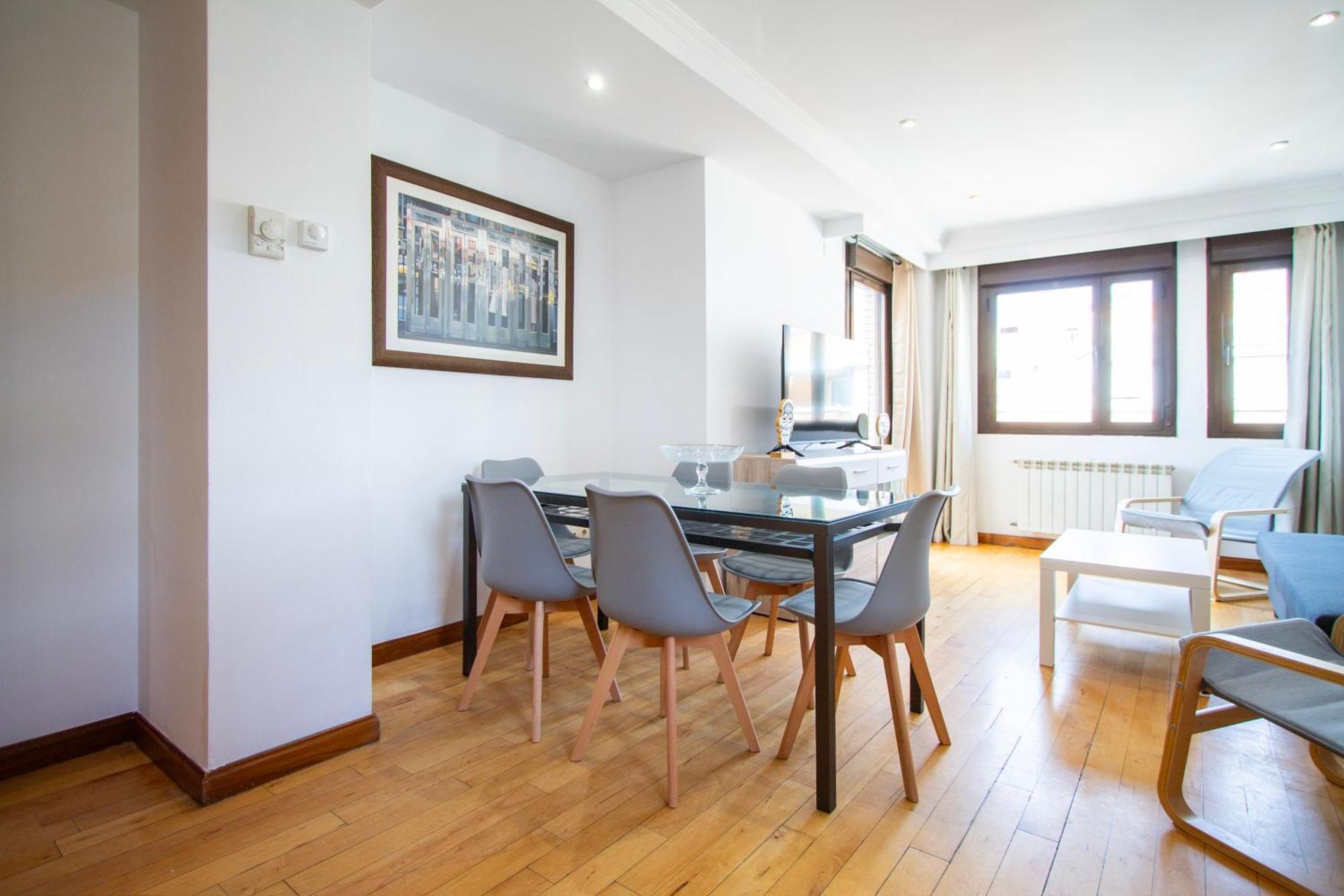 Apartamentos Adelfas Мадрид Екстериор снимка