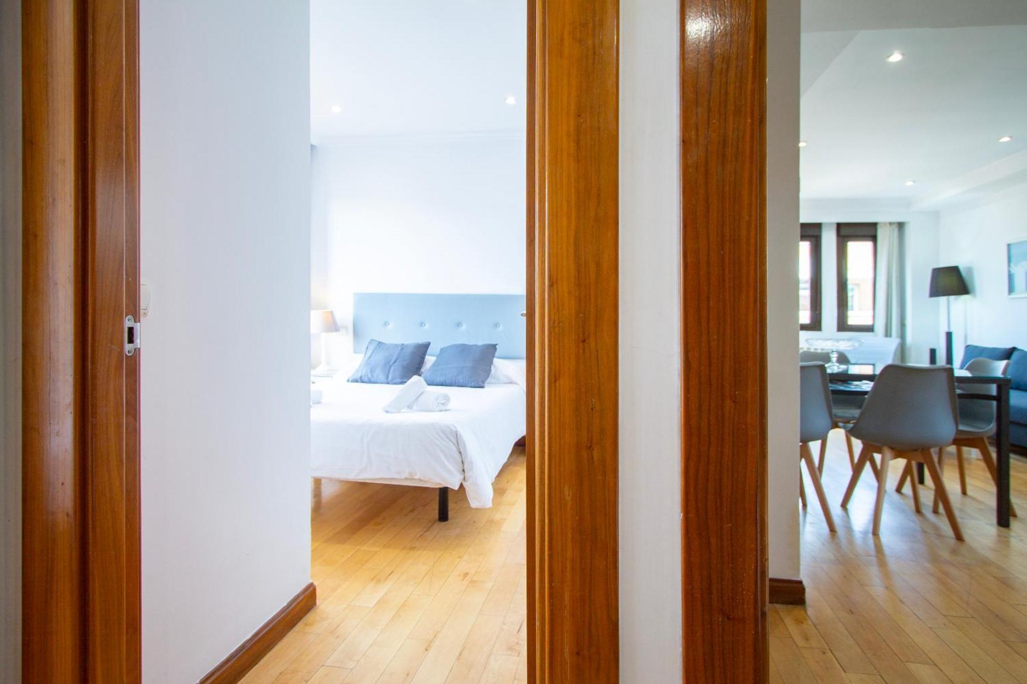 Apartamentos Adelfas Мадрид Екстериор снимка